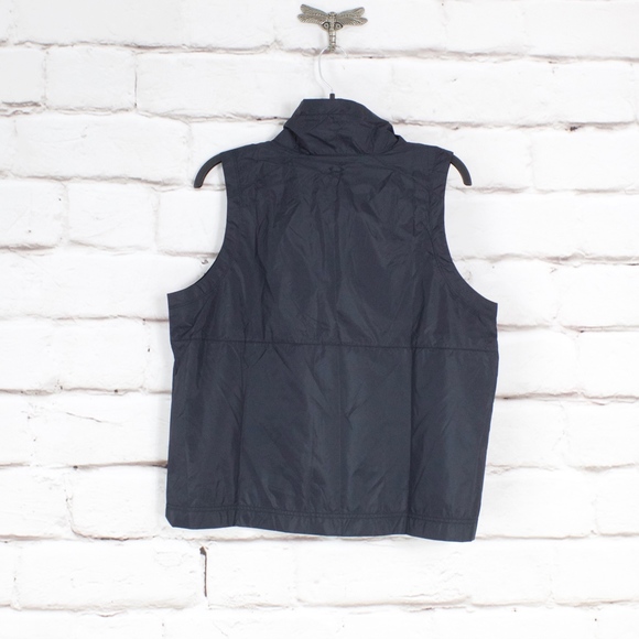NEW Under Armour Black Lightweight Vest - Picture 4 of 8